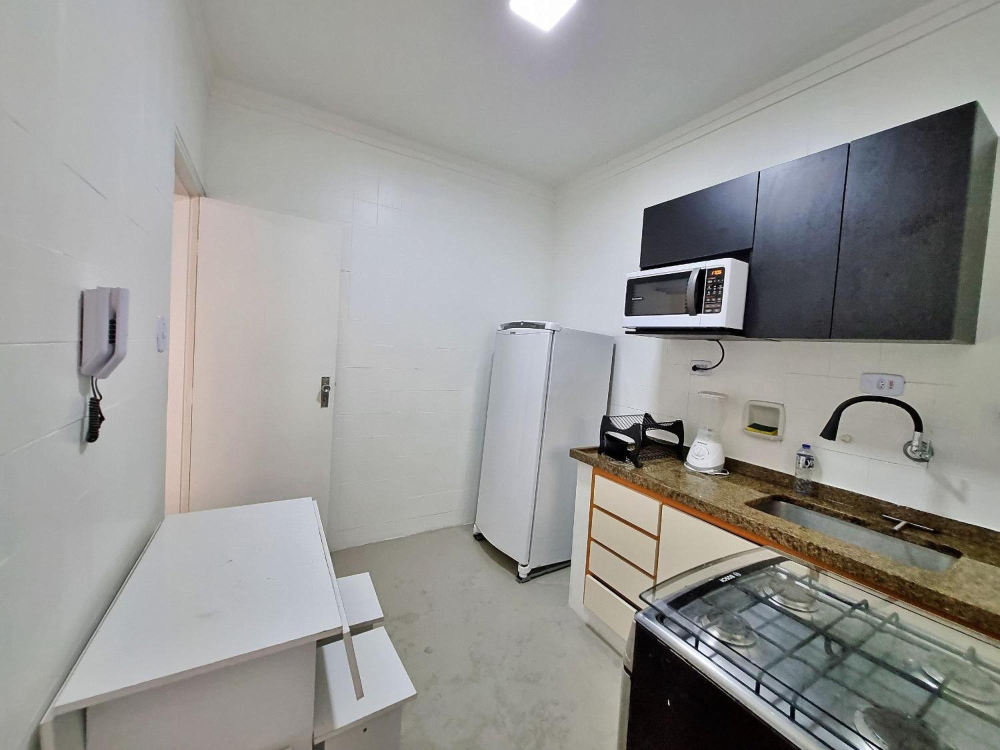 Reformado, 250m Do Mar, Wi-fi, Prox Ao Aquario * Guaruja